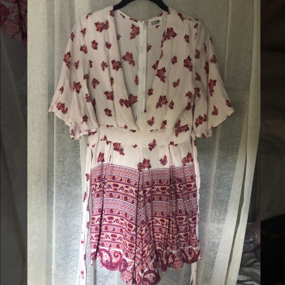 A SEEK romper - Picture 2 of 3